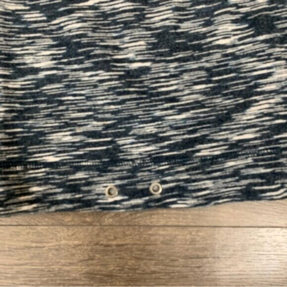 Joe Fresh Women's Bundle of 2 Tops Size Small - Picture 10 of 14